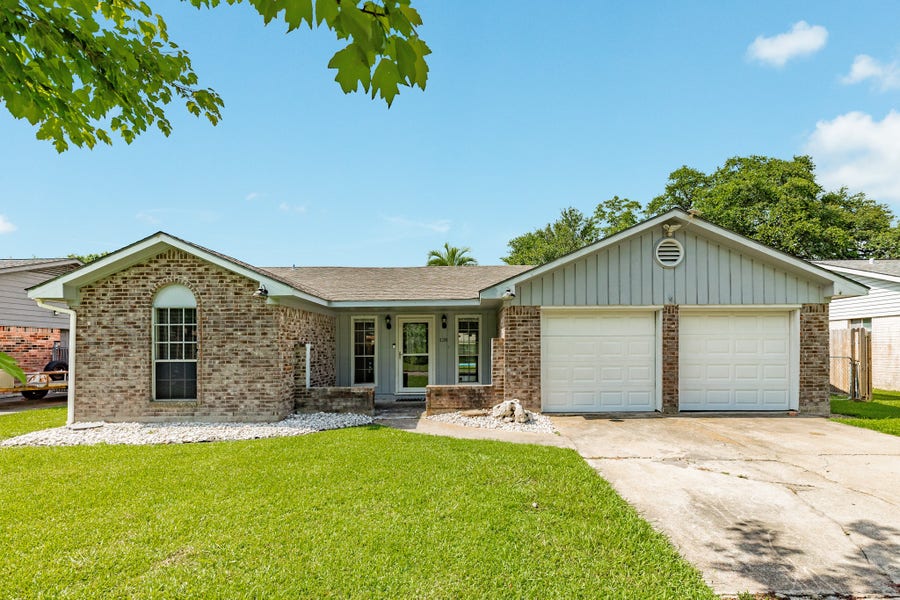 Property photo for 128 Houston Street, Angleton, TX