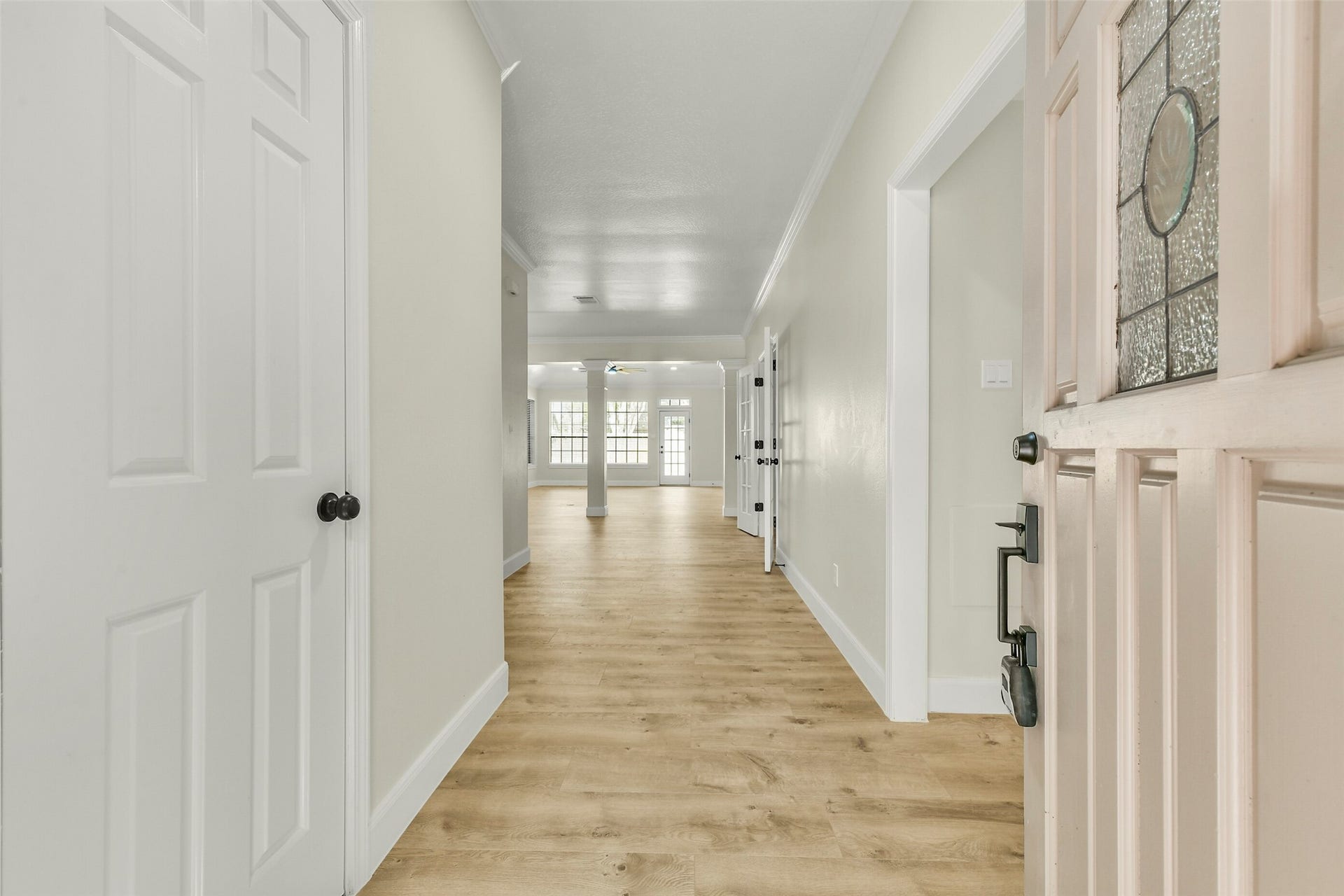 839 Quiet Spring Ln, Houston, TX 77062 Welcome home