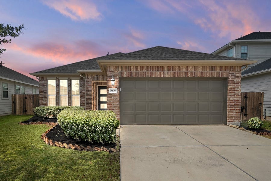 Property photo for 8106 Colony Chase Court, Richmond, TX
