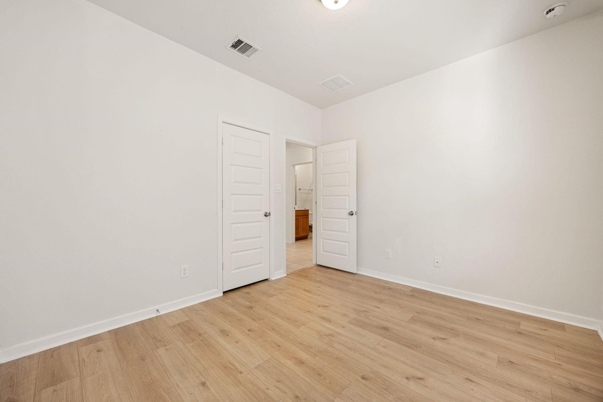 8106 Colony Chase Court, Richmond, TX 77407 Bedroom with natural lighting and ample space.