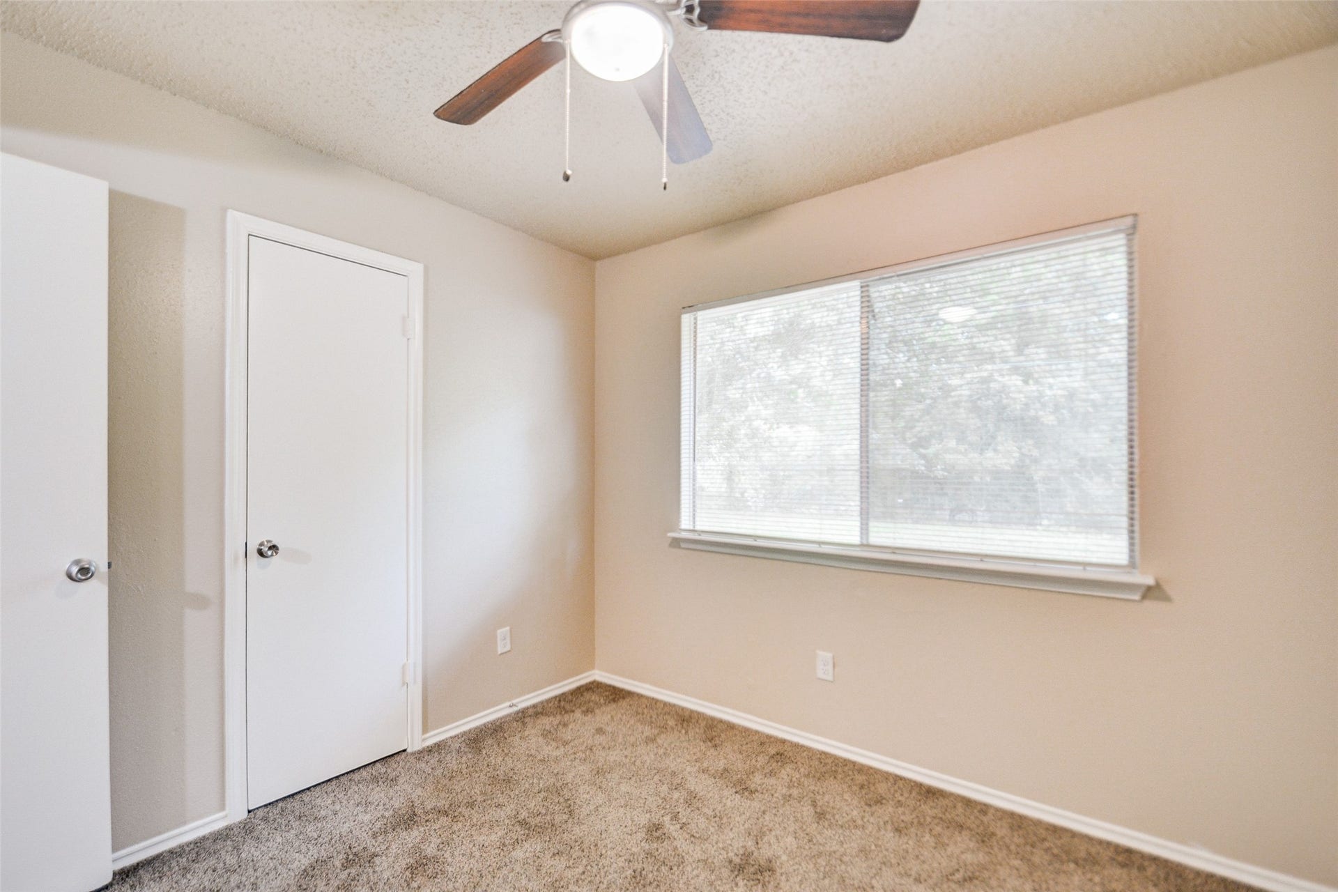 13106 Townwood Drive, Houston, TX 77045 13106 Townwood Drive, Houston, TX 77045