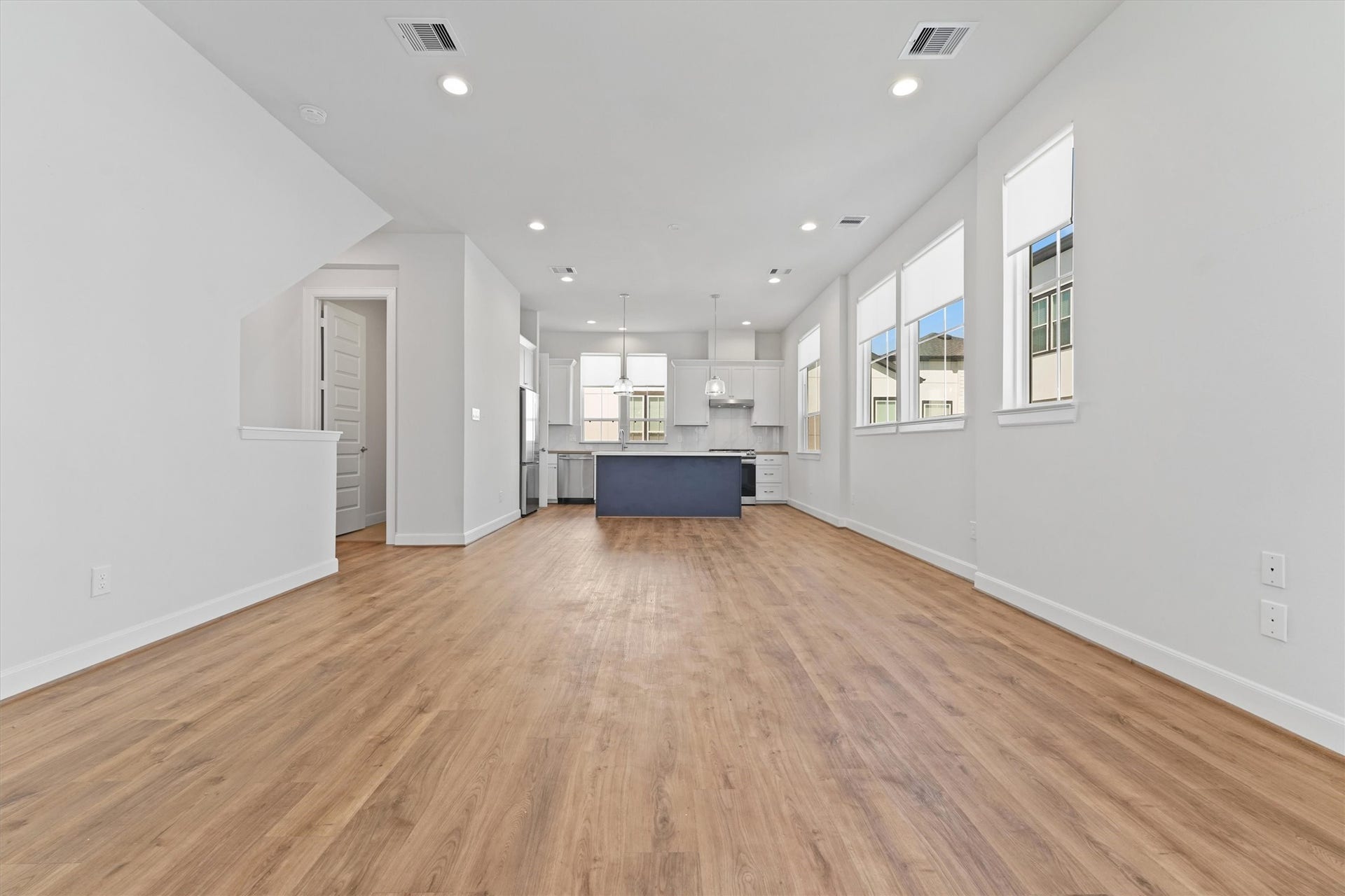 2802 Grand Fountains Drive, #G, Houston, TX 77054 2802 Grand Fountains Drive, #G, Houston, TX 77054