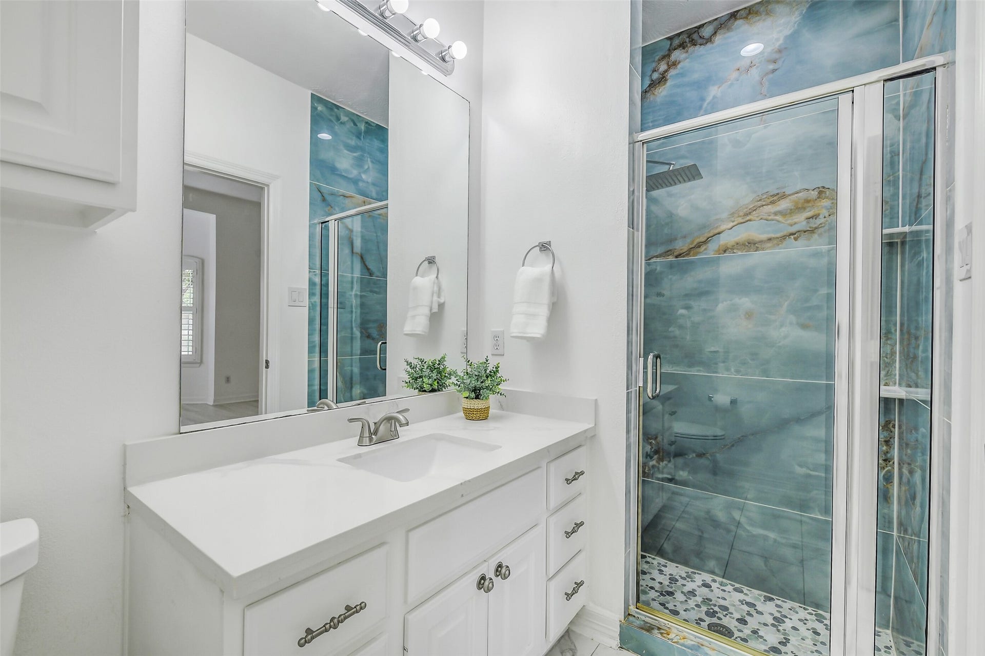 21018 W Farwood Terrace, Cypress, TX 77433 Bathroom 2.