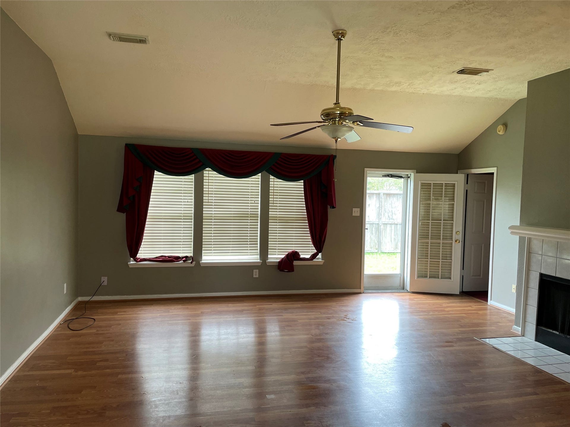 2922 Russett Place W, Pearland, TX 77584 2922 Russett Place W, Pearland, TX 77584