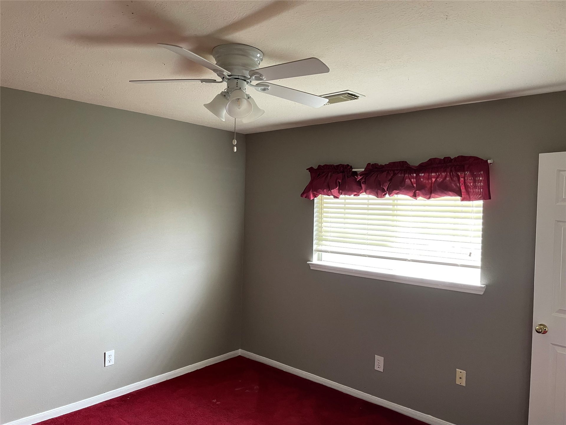 2922 Russett Place W, Pearland, TX 77584 2922 Russett Place W, Pearland, TX 77584