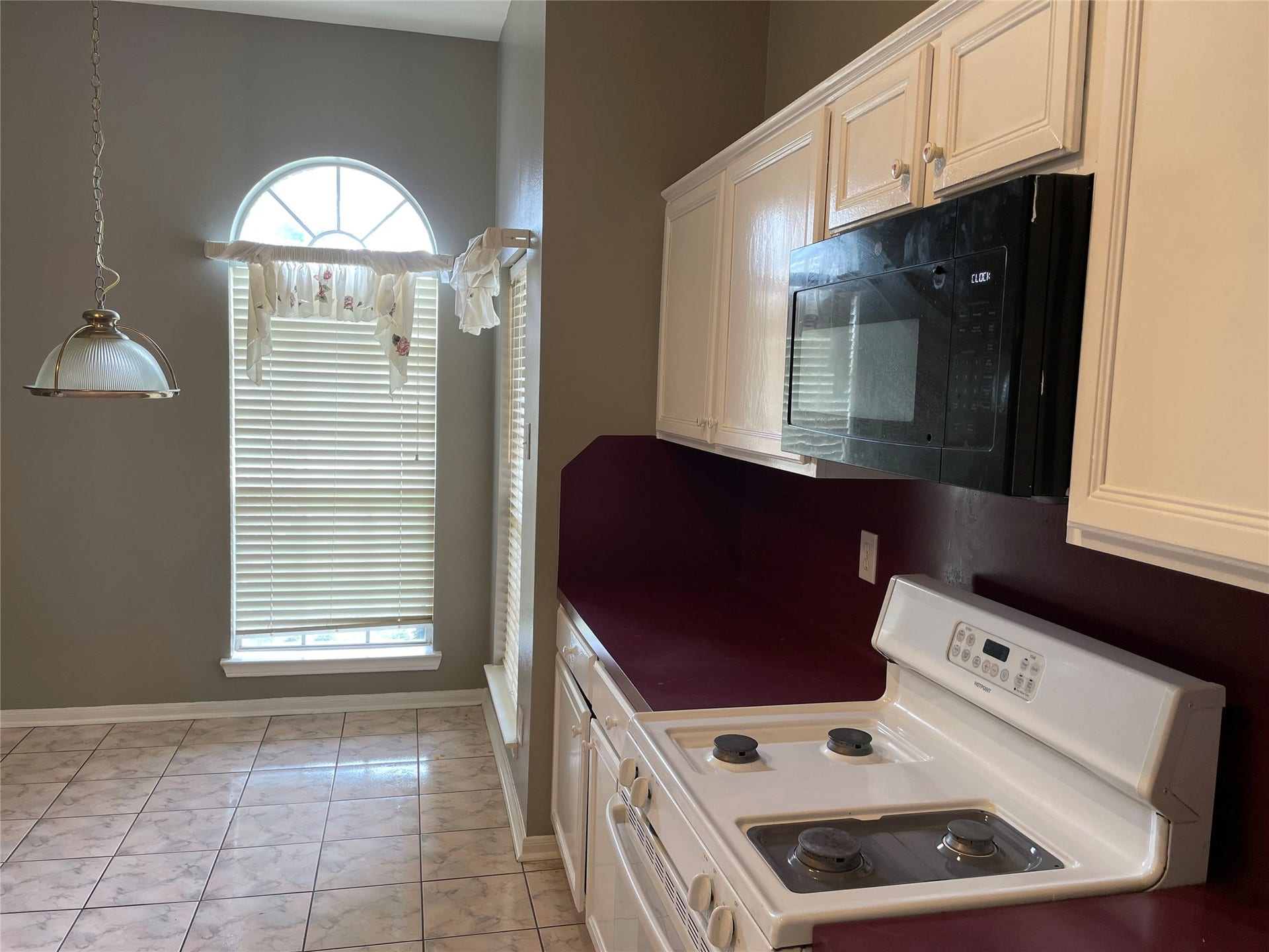 2922 Russett Place W, Pearland, TX 77584 2922 Russett Place W, Pearland, TX 77584