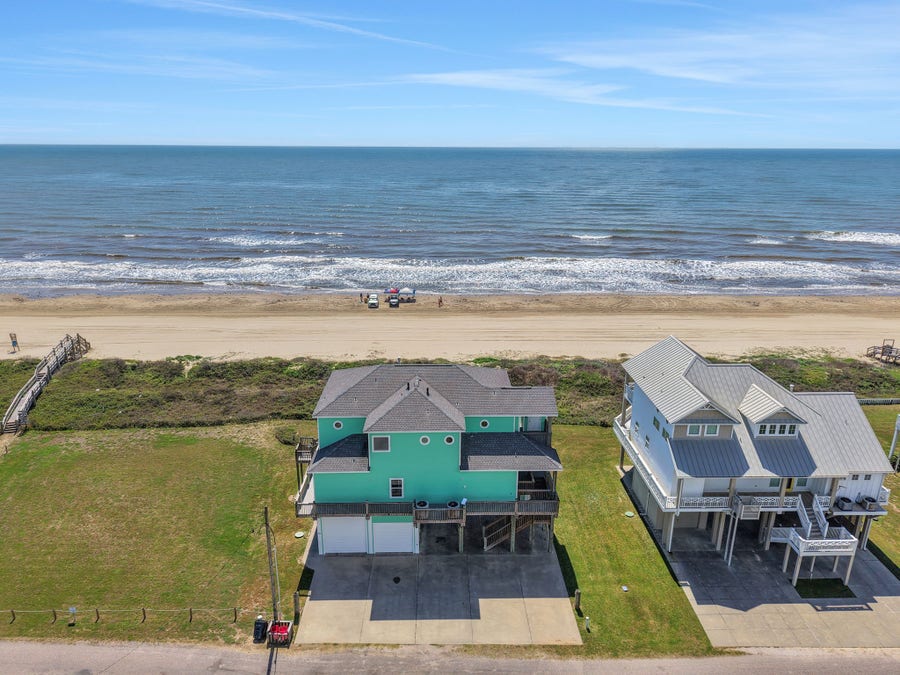 Property photo for 2396 Sand Drift Lane, Crystal Beach, TX