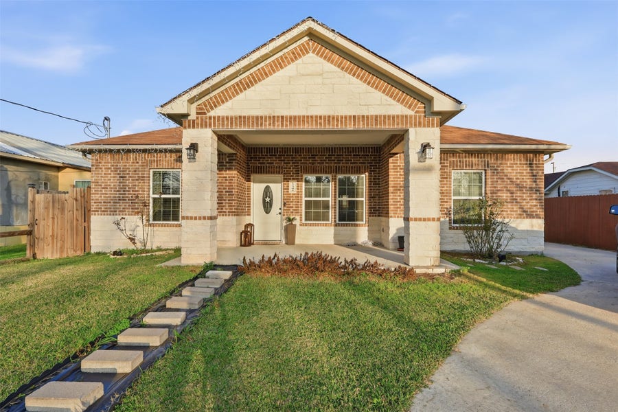 Property photo for 12306 Penn Street, Crosby, TX