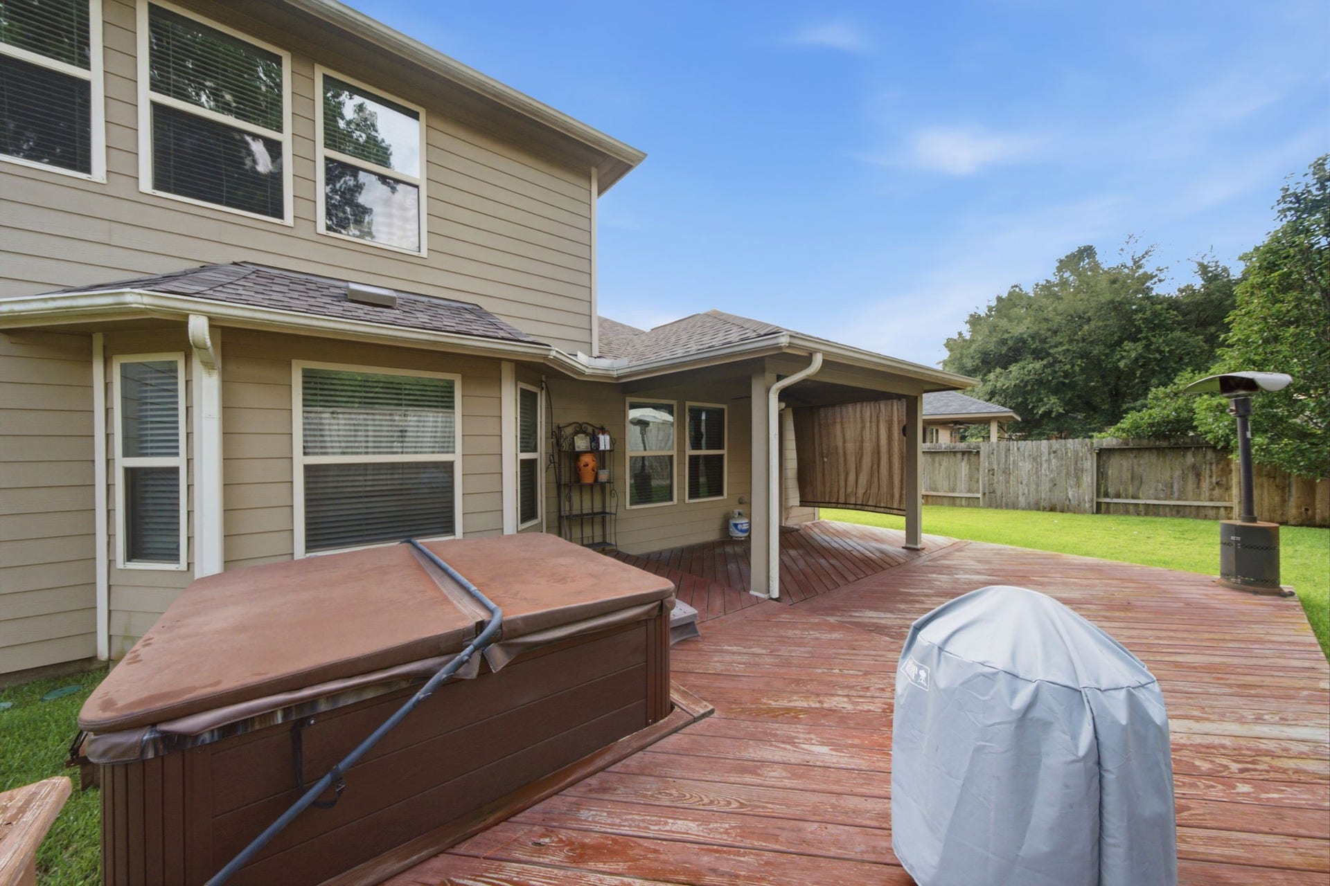 7611 Willow School Drive, Spring, TX 77389