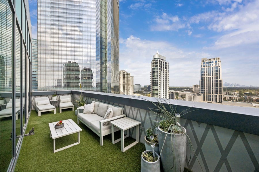 Property photo for 1600 Post Oak Boulevard, #1802, Houston, TX