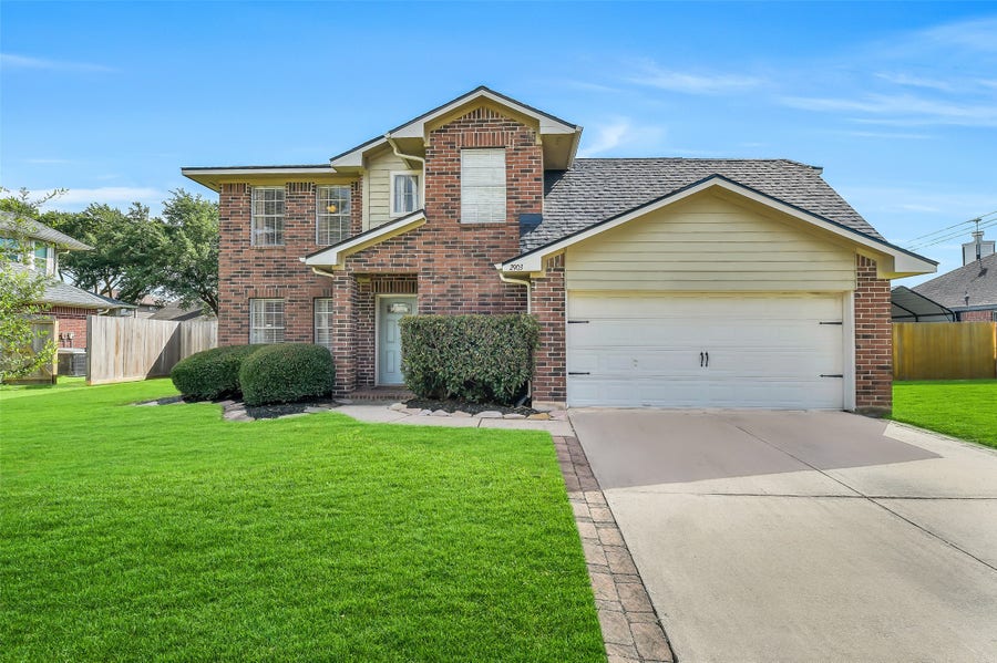 Property photo for 2903 Queen Victoria Street, Pearland, TX