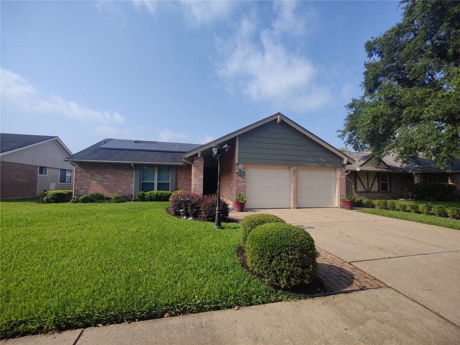 Property photo for 2715 Ashington Drive, Houston, TX