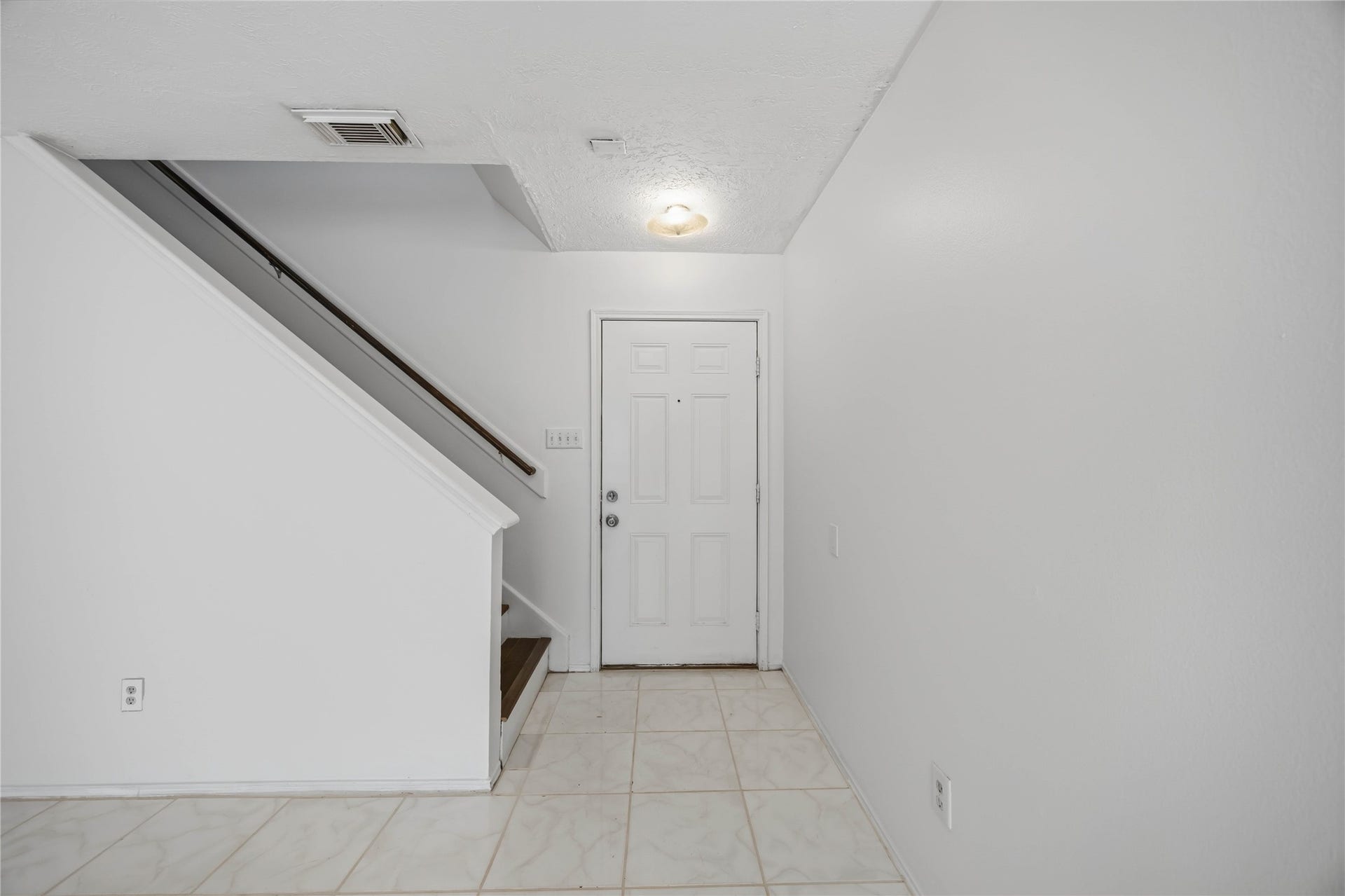 9219 Belle Glen Drive, Houston, TX 77099