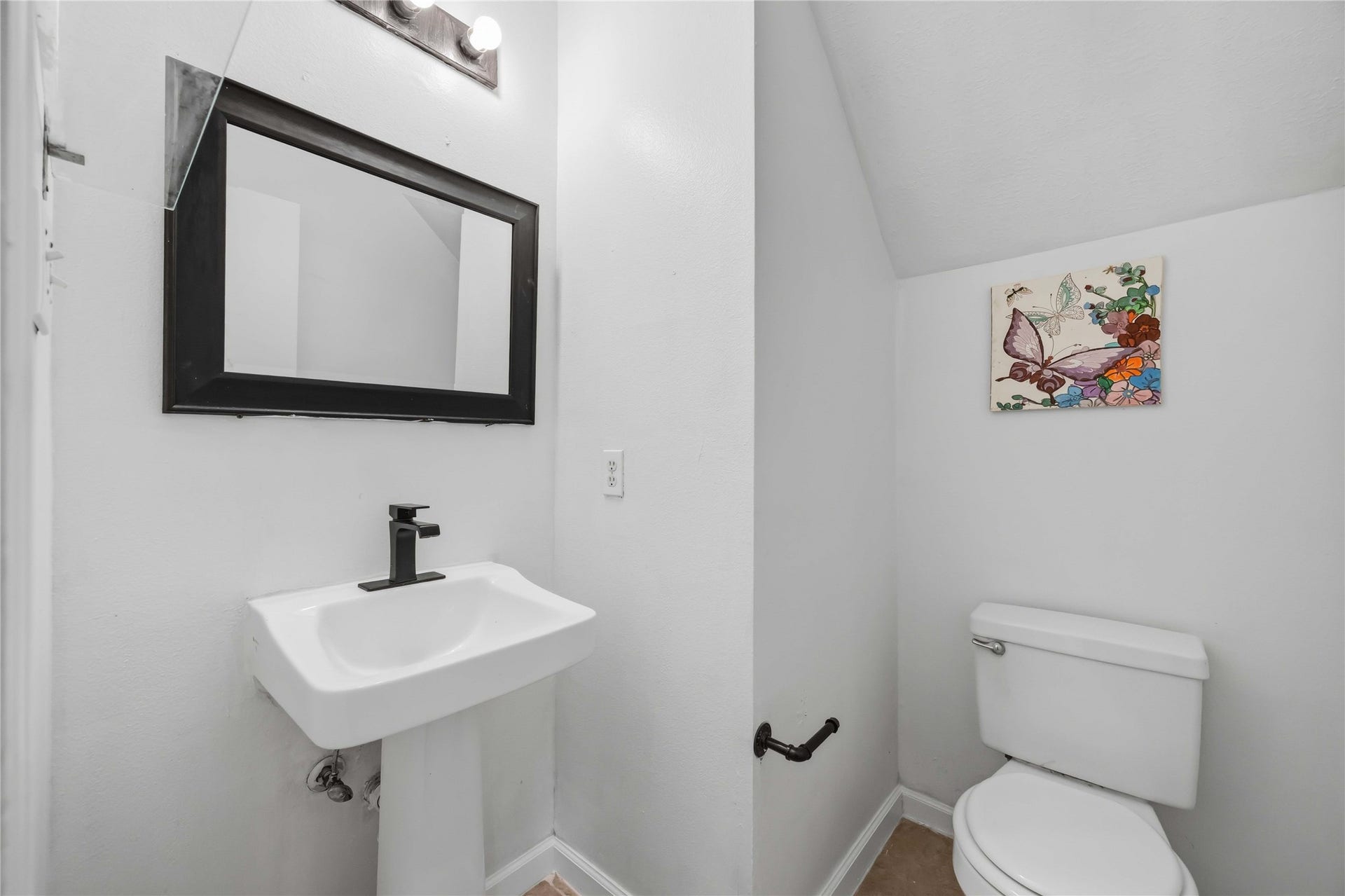 9219 Belle Glen Drive, Houston, TX 77099