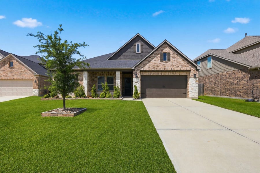 Property photo for 209 Bright Bluff Circle, Waller, TX