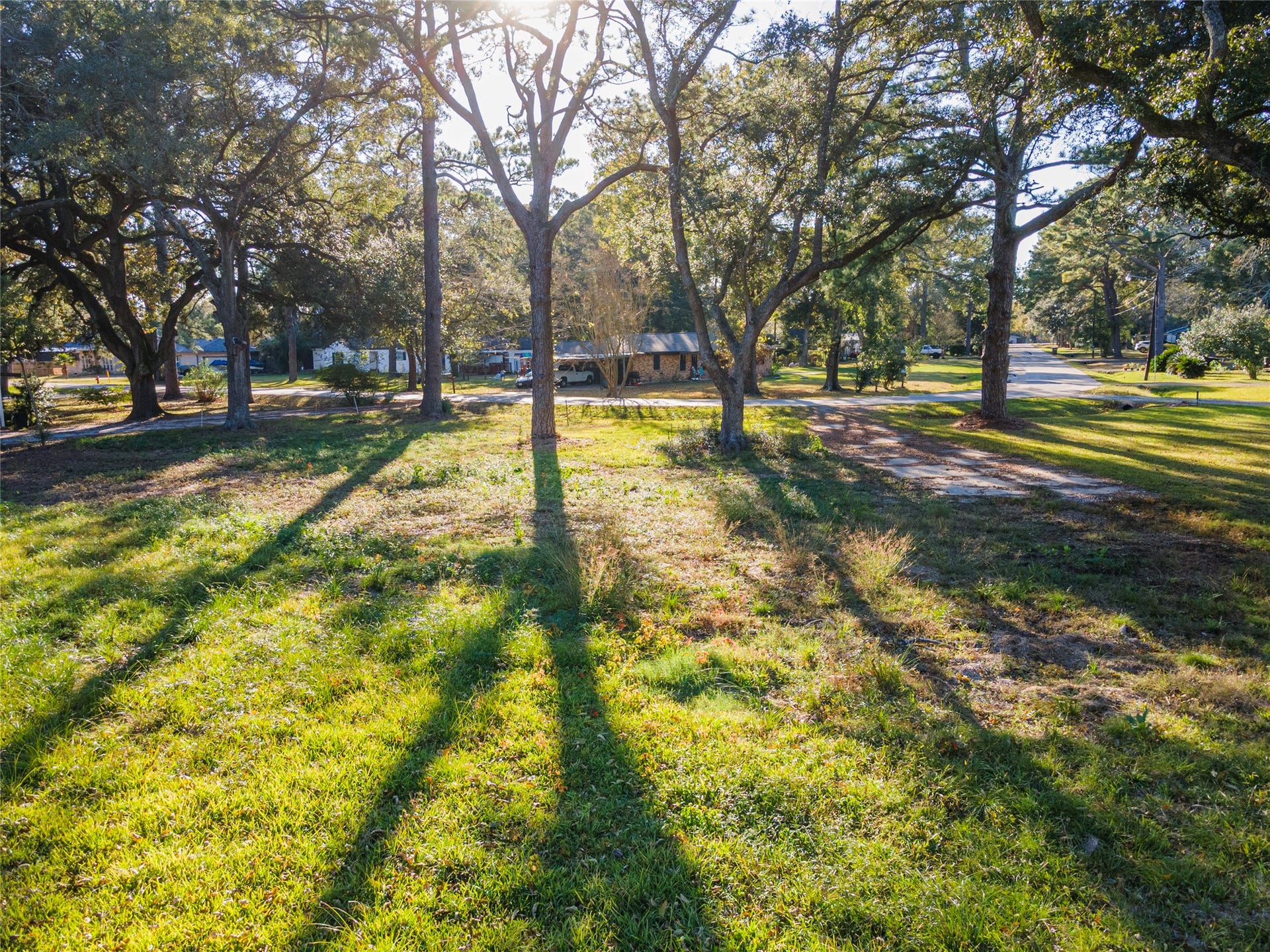 5059 Winding Way, Dickinson, TX 77539 5059 Winding Way, Dickinson, TX 77539