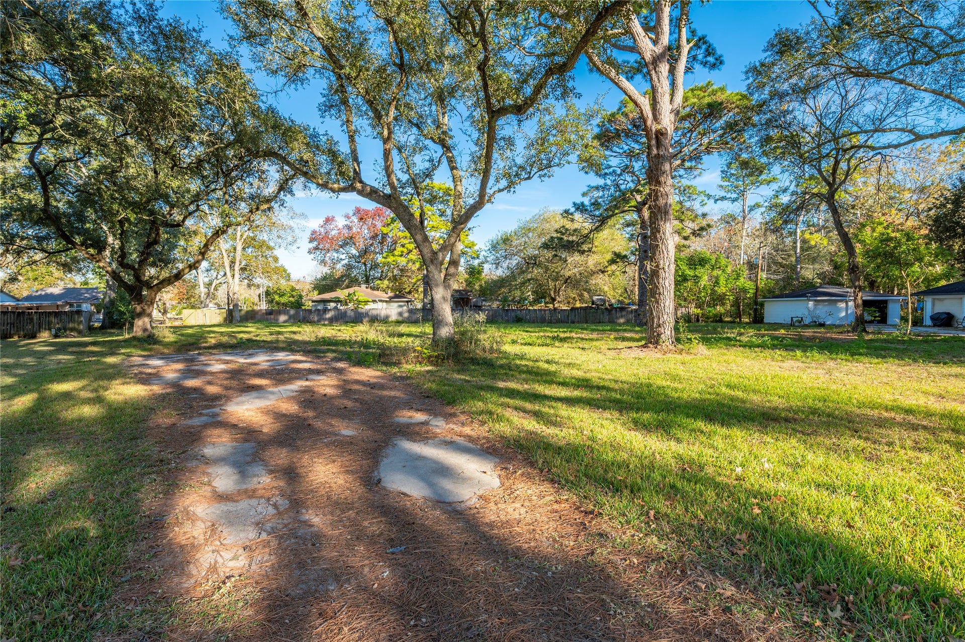 5059 Winding Way, Dickinson, TX 77539 5059 Winding Way, Dickinson, TX 77539