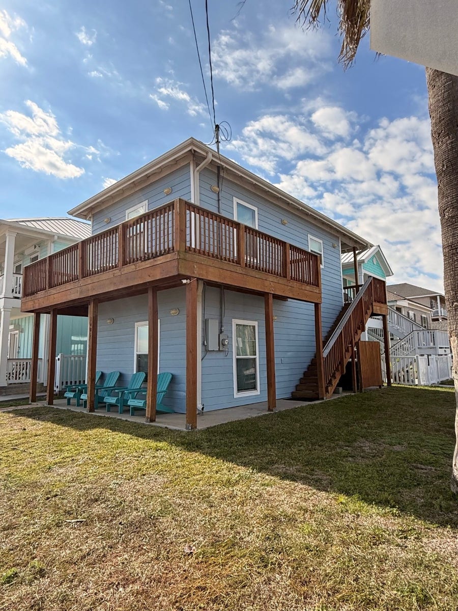 Property photo for 1401 12th Street, Galveston, TX