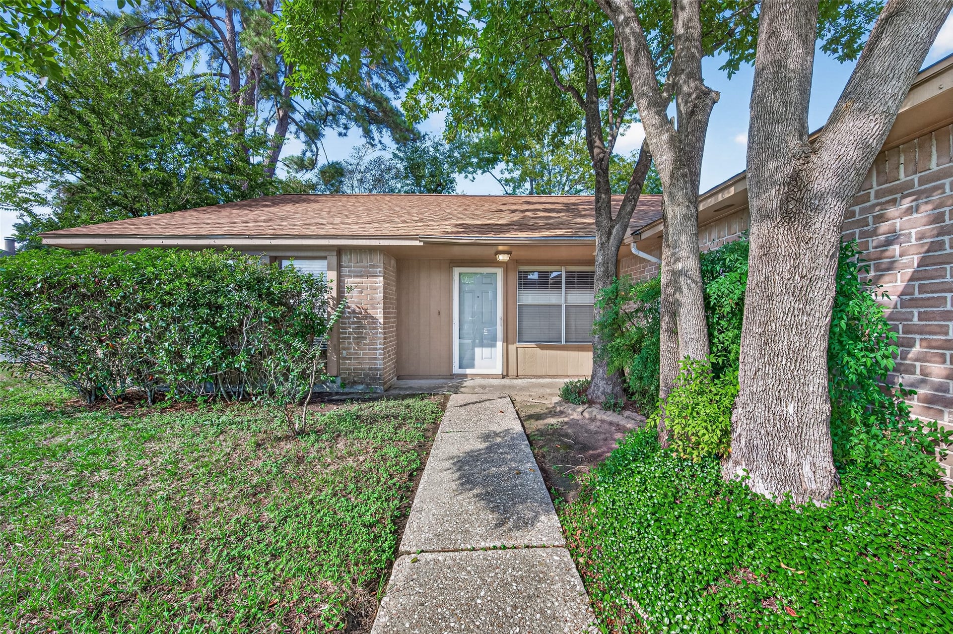 4818 Branchberry Lane, Spring, TX 77388
