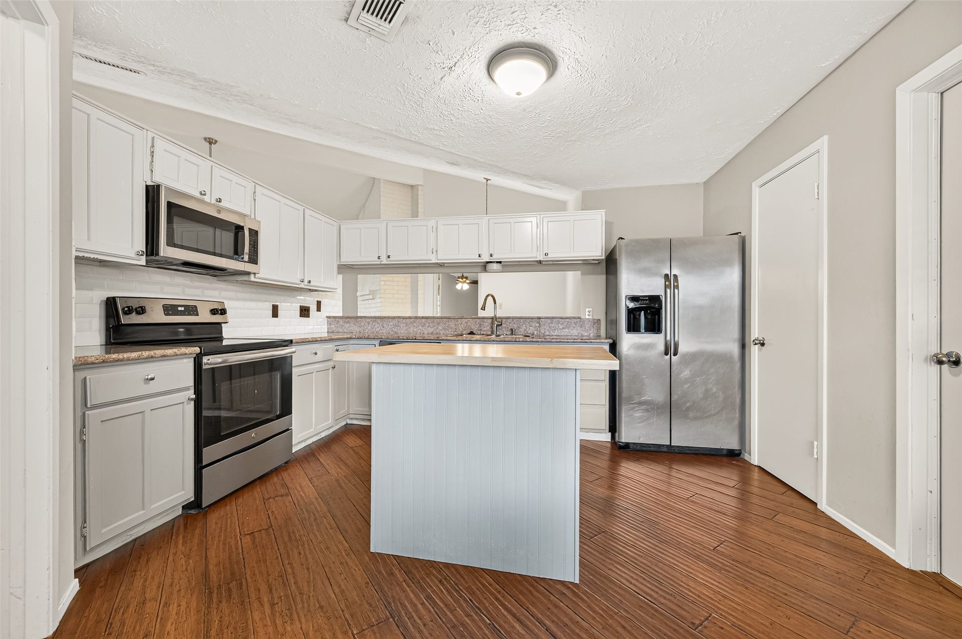 4818 Branchberry Lane, Spring, TX 77388
