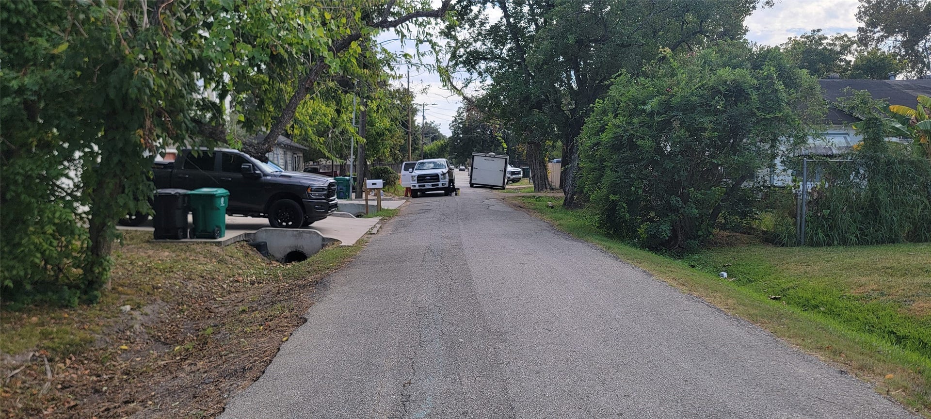 000 Arabella Street, Houston, TX 77091 Down the street