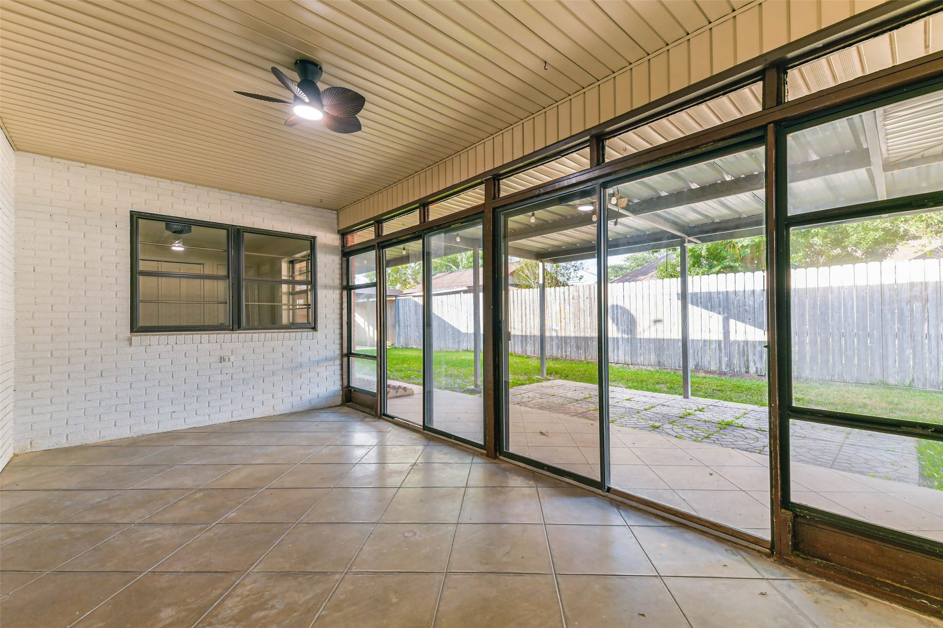 8102 Dellanera Drive, Hitchcock, TX 77563 8102 Dellanera Drive, Hitchcock, TX 77563