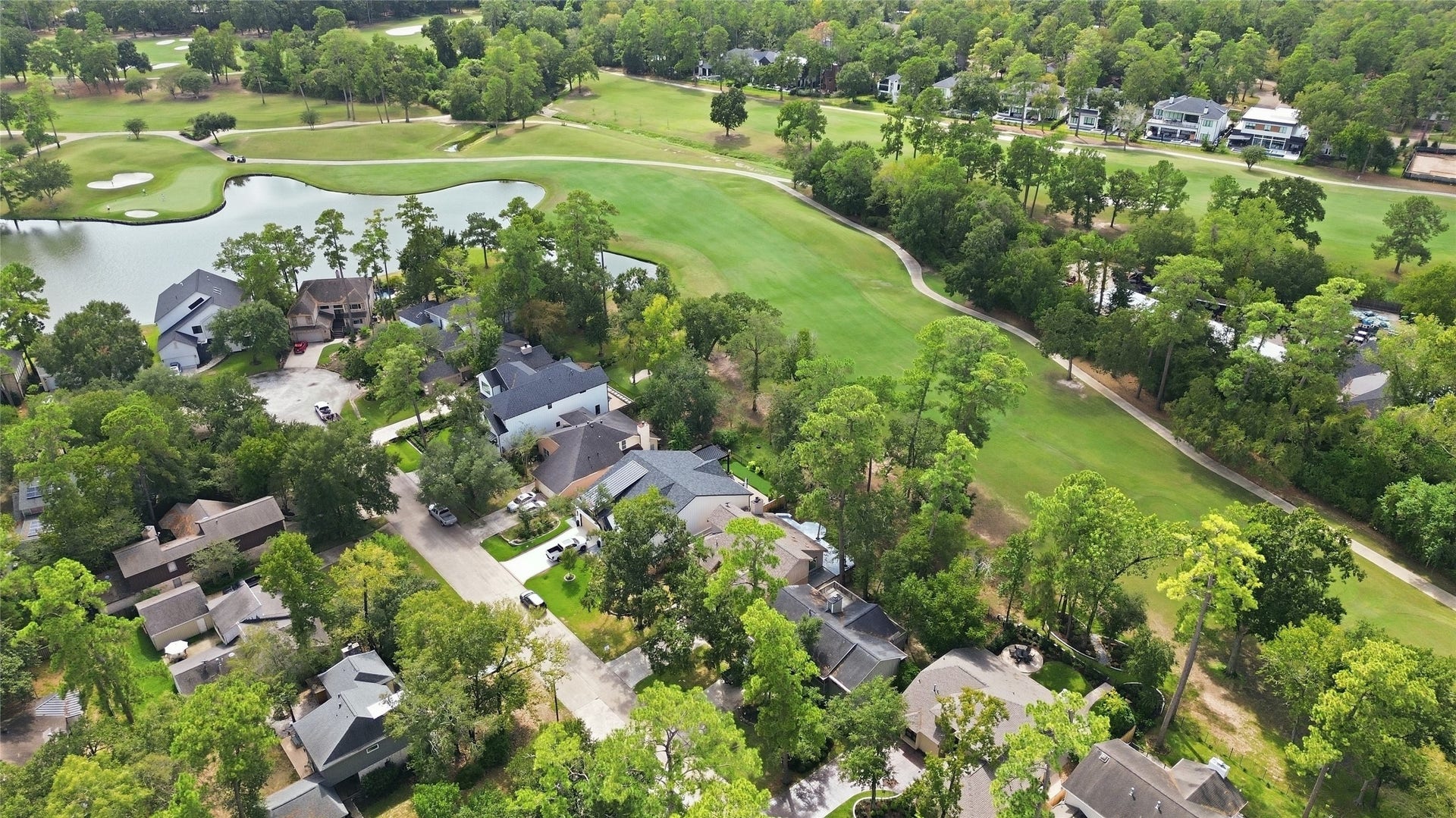 9 Huntsmans Horn Circle, The Woodlands, TX 77380 9 Huntsmans Horn Circle, The Woodlands, TX 77380