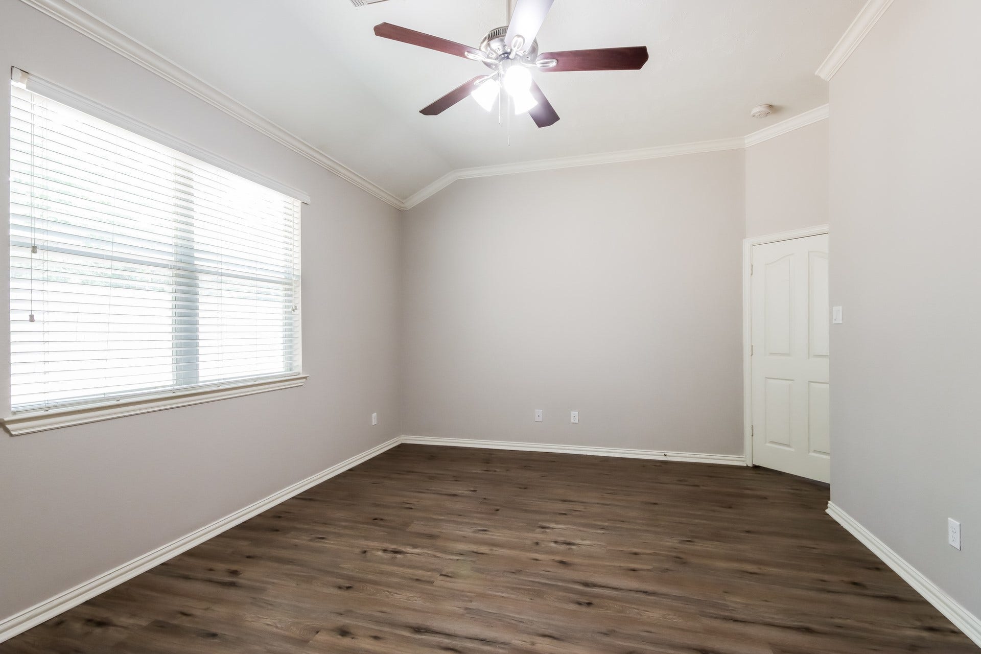 24010 Clipper Hill Lane, Spring, TX 77373 24010 Clipper Hill Lane, Spring, TX 77373