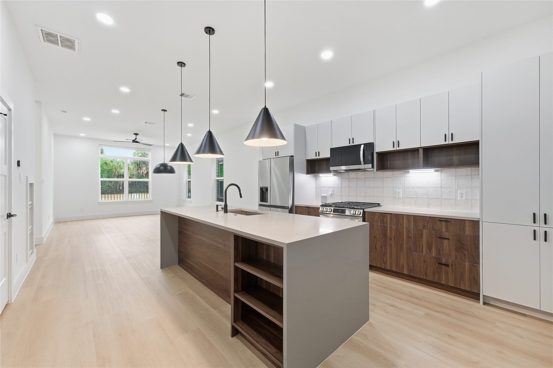 3411 Stonewall Street, Houston, TX 77020