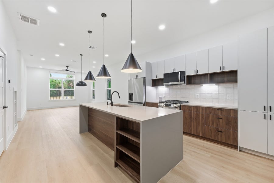 Property photo for 3411 Stonewall Street, Houston, TX