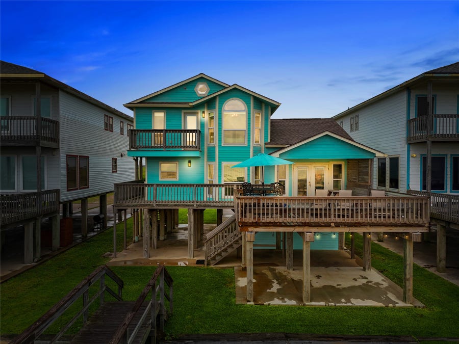 Property photo for 2406 Blue Water Highway, Surfside Beach, TX
