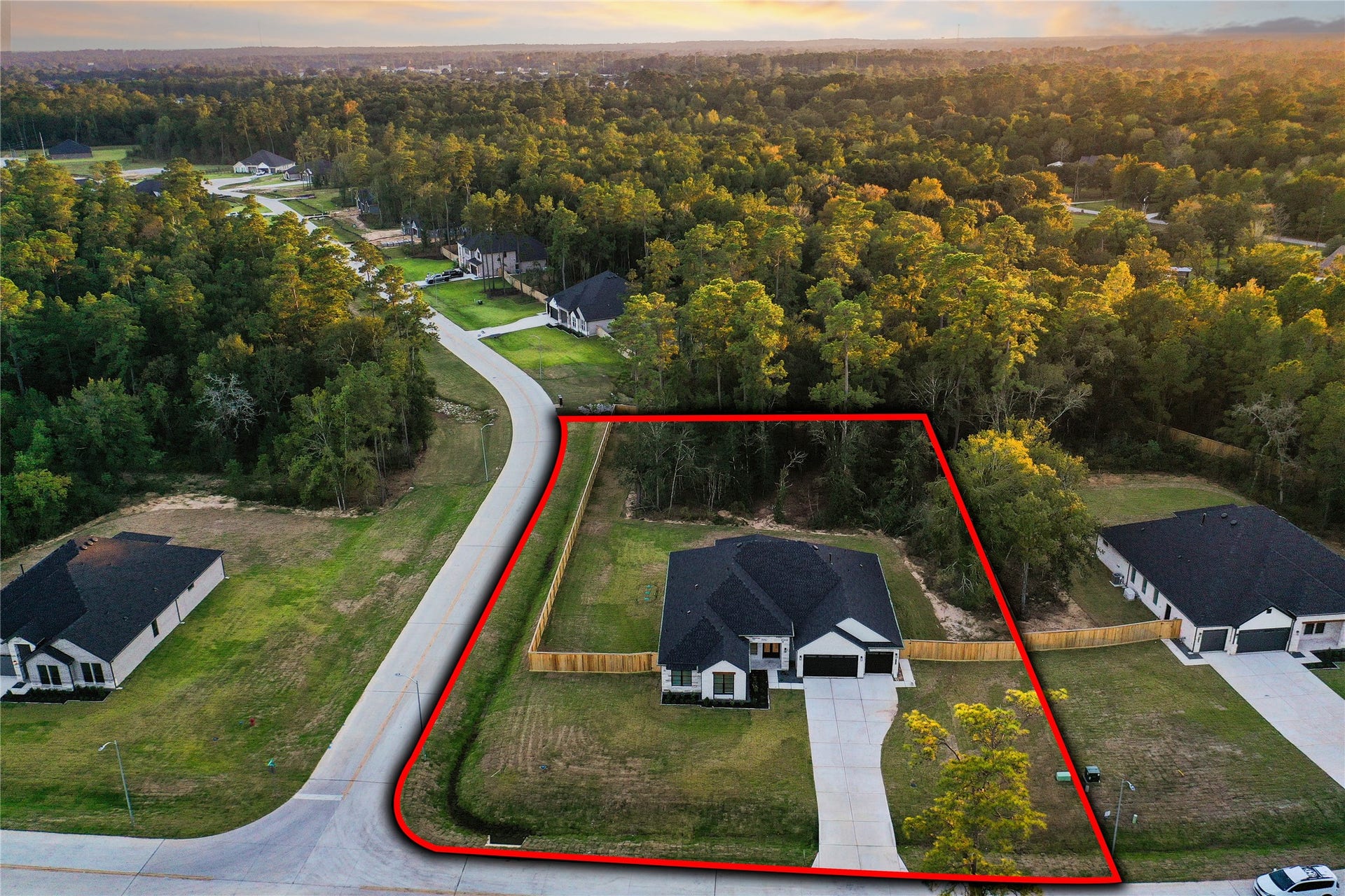 351 Louvenia Court, Pinehurst, TX 77362 351 Louvenia Court, Pinehurst, TX 77362