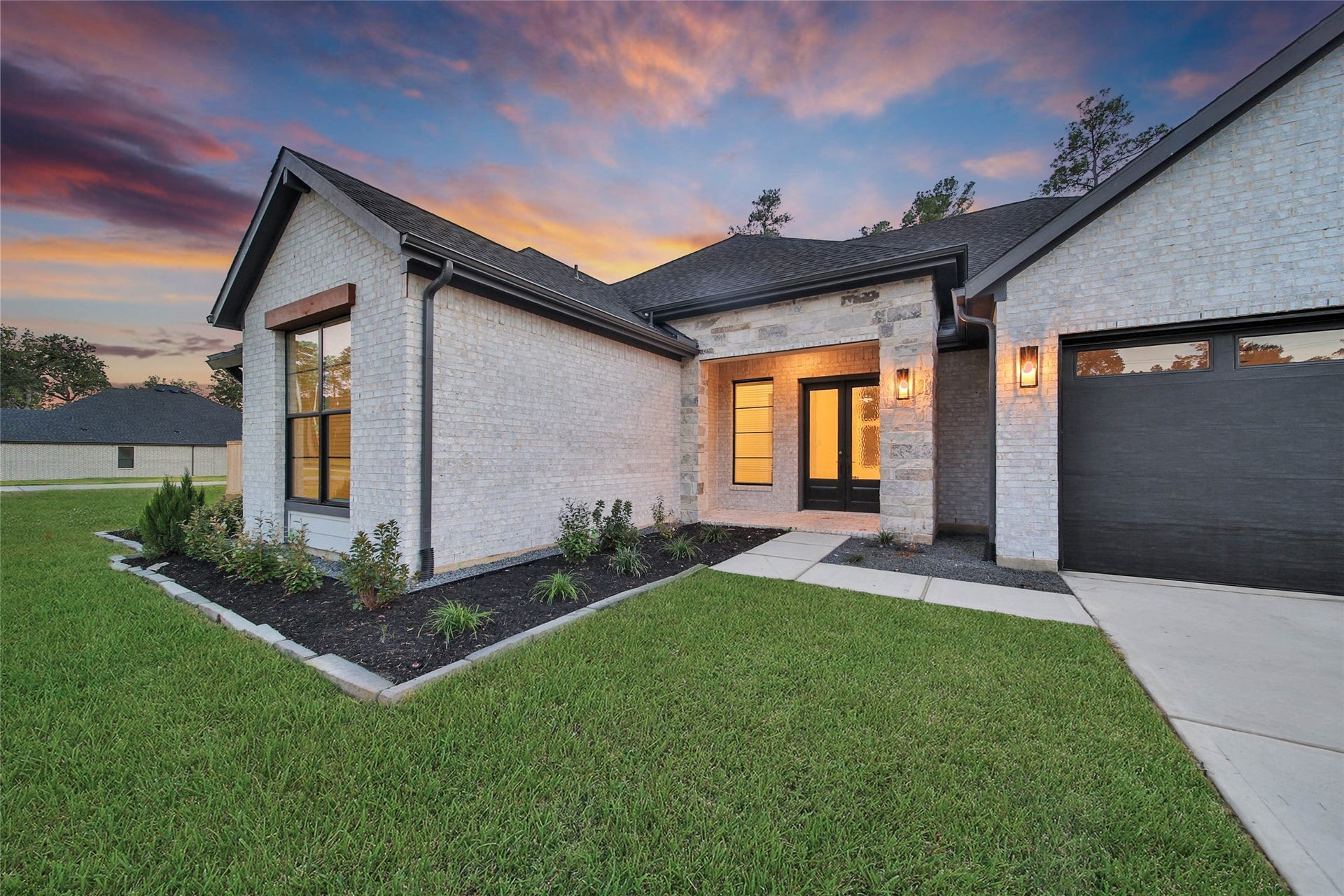 351 Louvenia Court, Pinehurst, TX 77362 351 Louvenia Court, Pinehurst, TX 77362