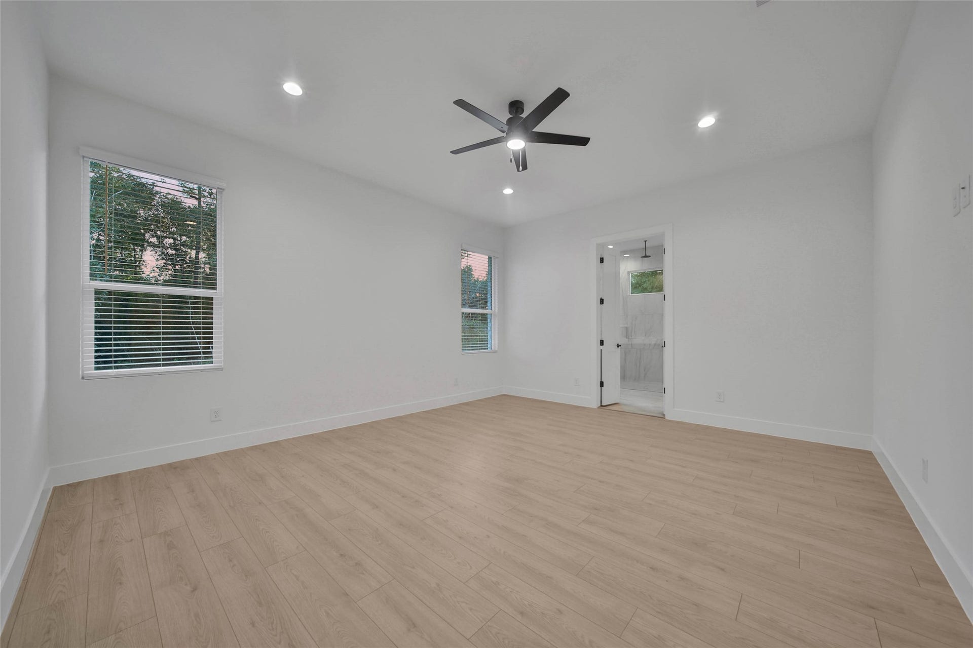 351 Louvenia Court, Pinehurst, TX 77362 351 Louvenia Court, Pinehurst, TX 77362