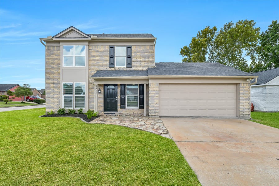 Property photo for 9908 Green Meadow Drive, La Porte, TX