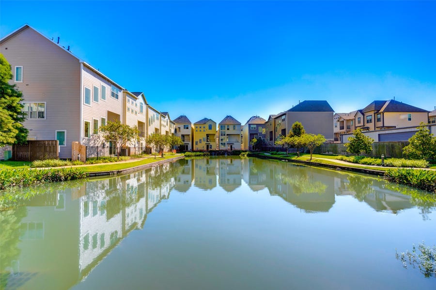 Property photo for 11017 Mikula Dr, Houston, TX