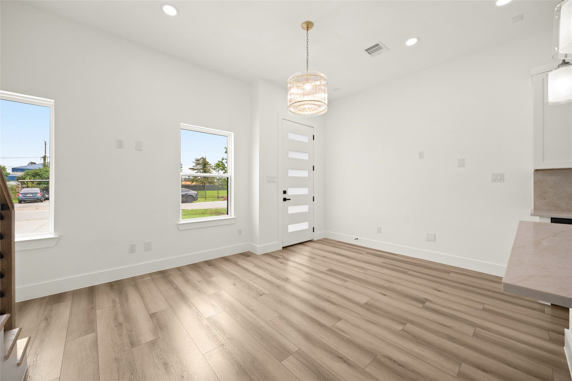 9011 Surry Street, Houston, TX 77028 9011 Surry Street, Houston, TX 77028