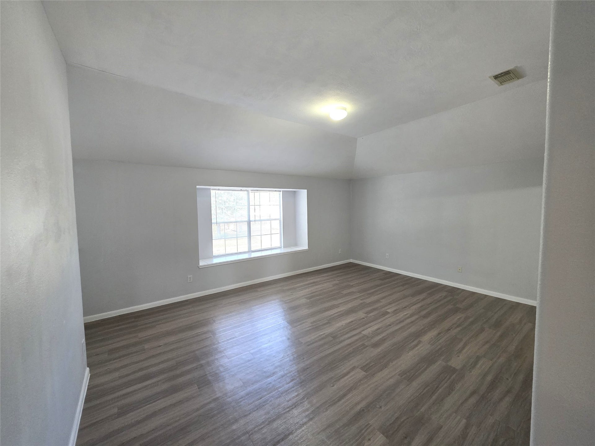 3110 Silverstag Trail Lane, Houston, TX 77073 Master Bedroom