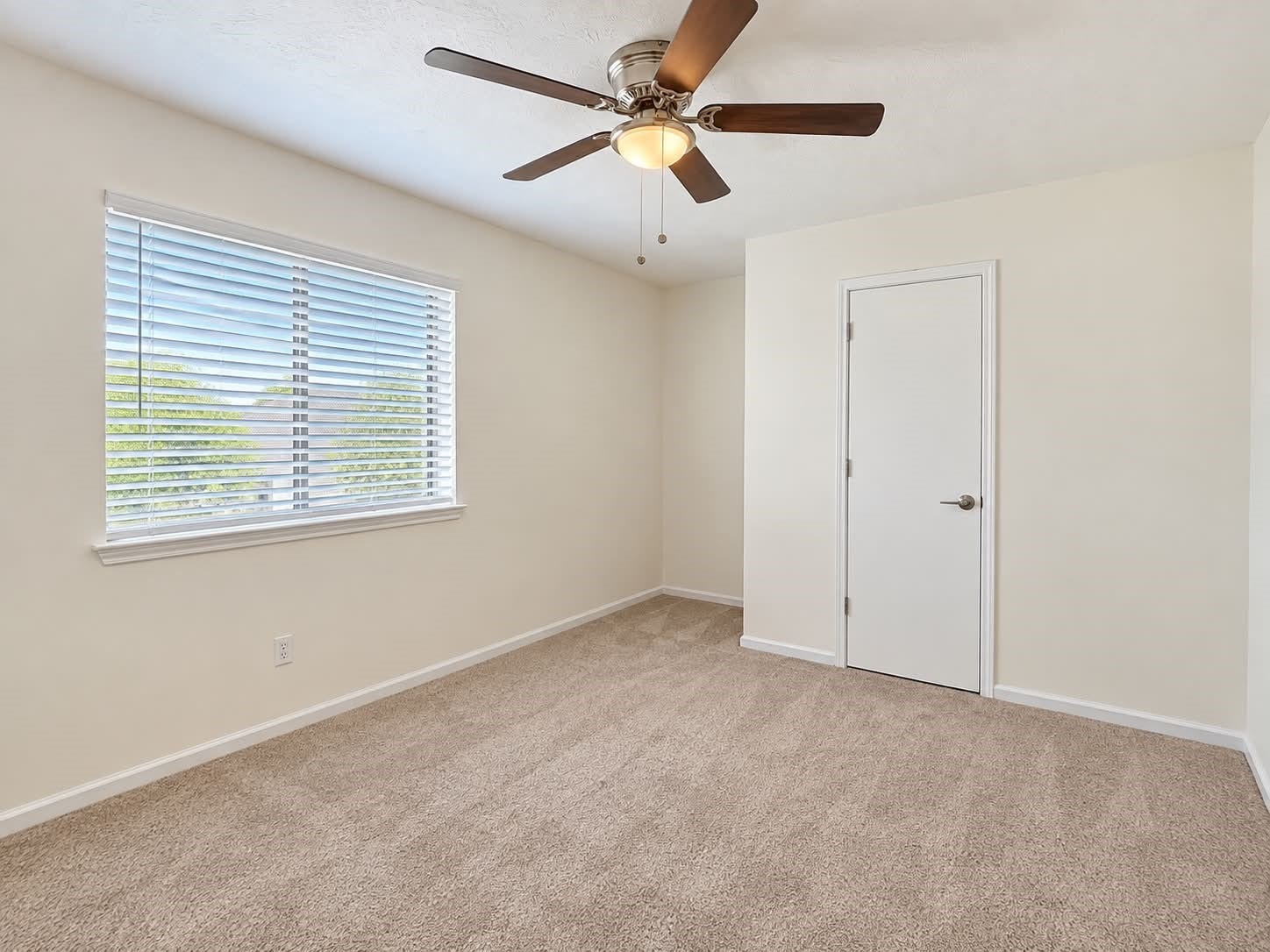 18131 Eganville Circle, Tomball, TX 77377 Secondary bedroom that faces the left of the home
