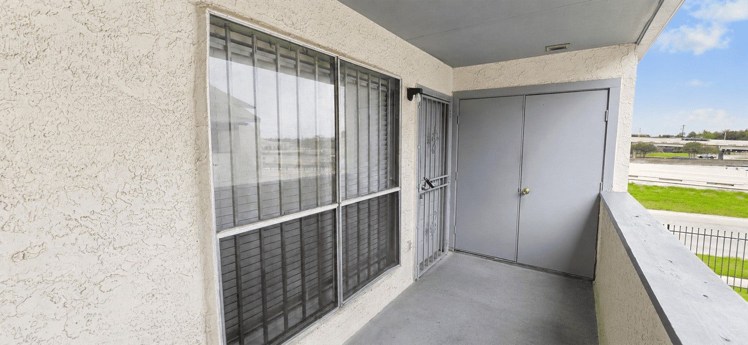7313 Gulf Fwy APT, #907, Houston, TX 77017 7313 Gulf Fwy APT, #907, Houston, TX 77017