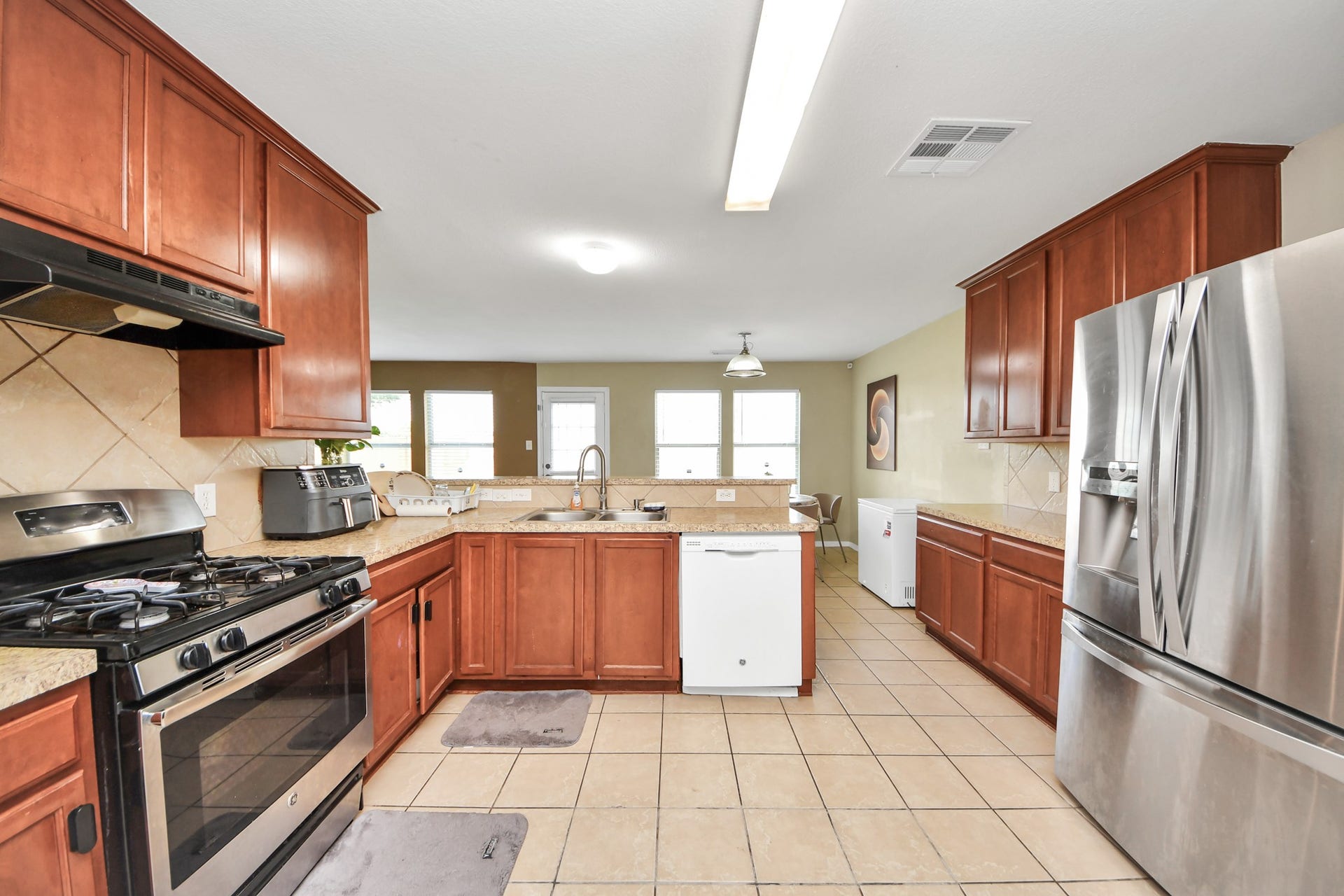 5019 Royal Cypress Drive, Katy, TX 77449 5019 Royal Cypress Drive, Katy, TX 77449