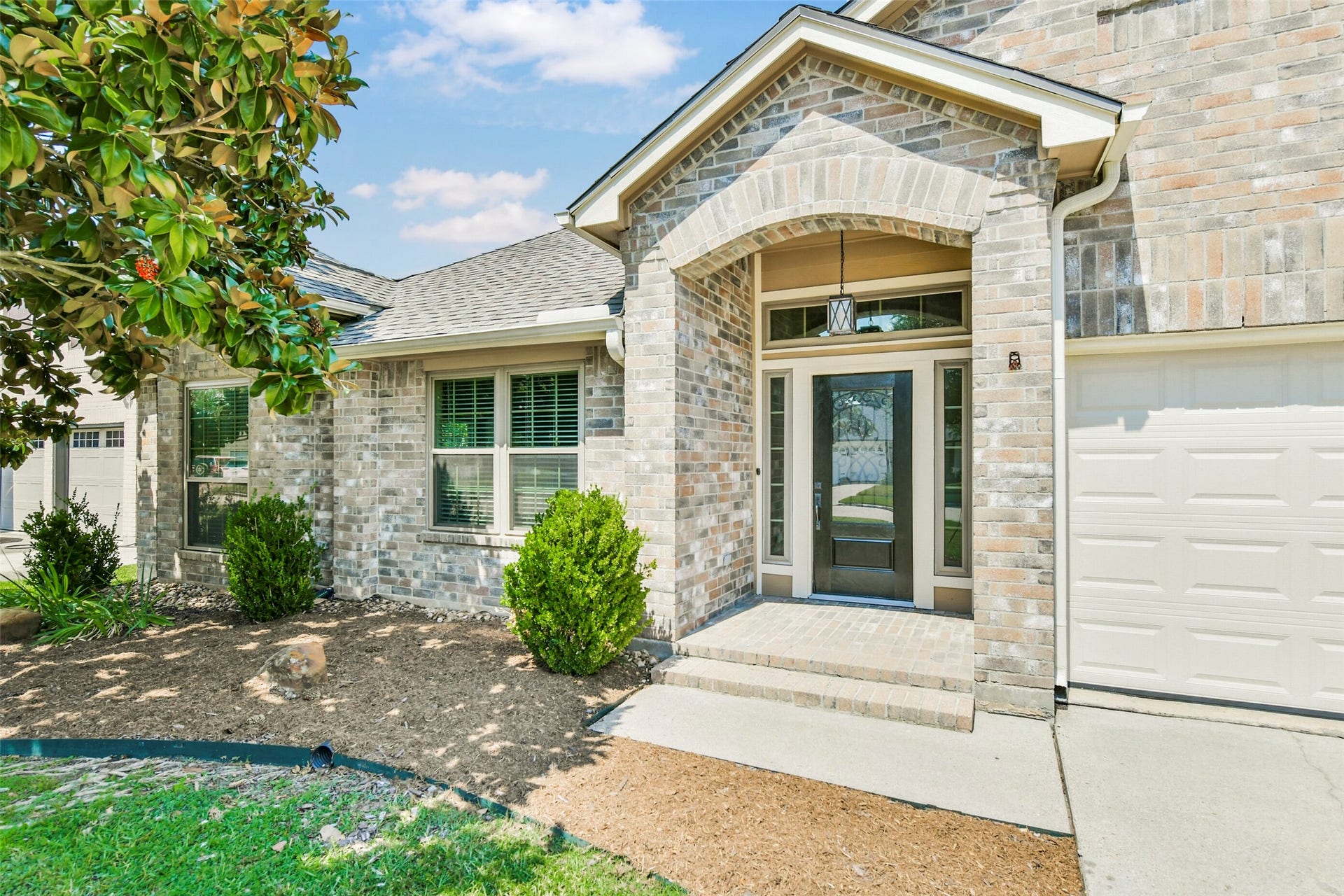 1205 Bayou Vista Drive, Deer Park, TX 77536 1205 Bayou Vista Drive, Deer Park, TX 77536
