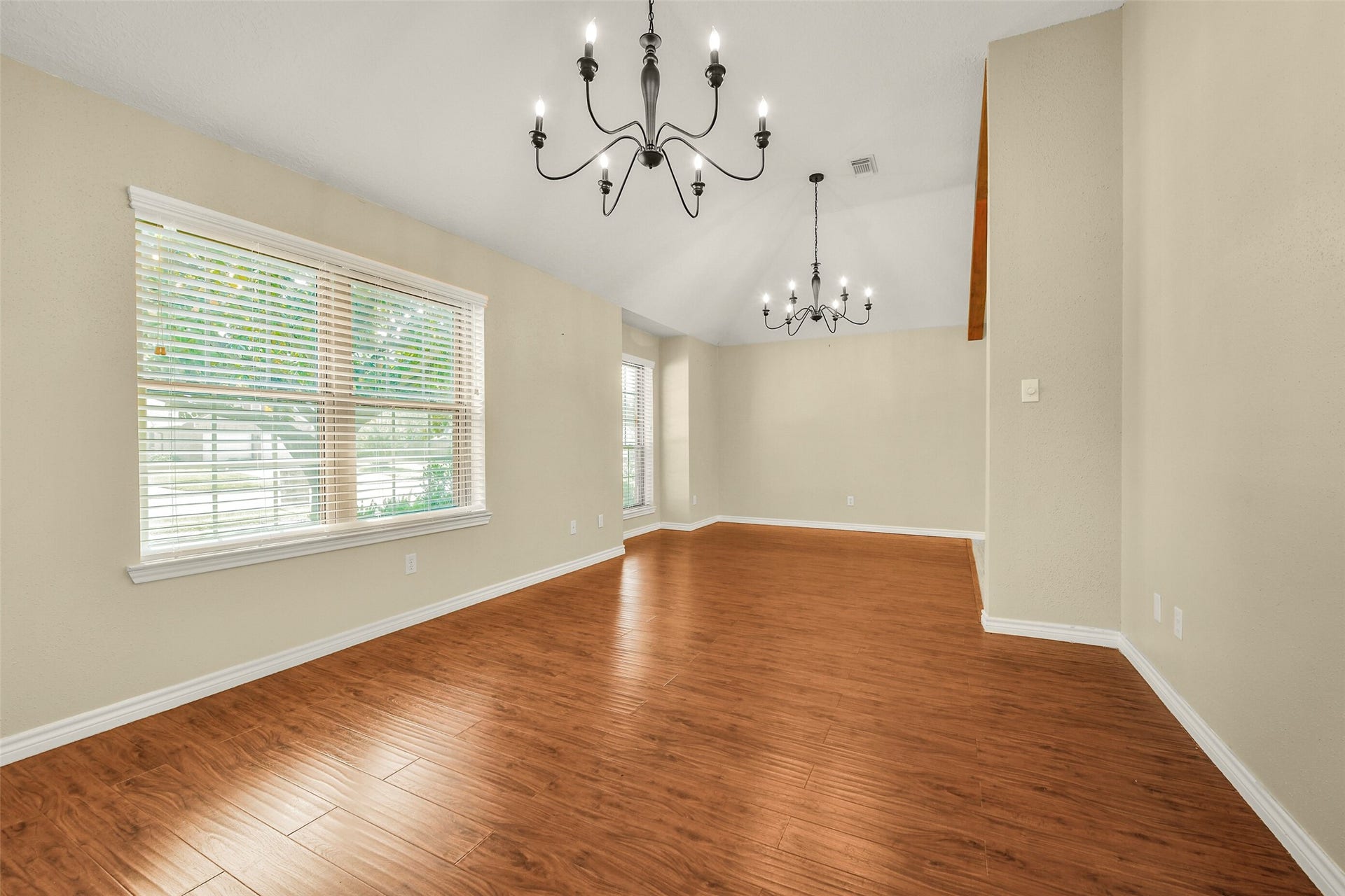1205 Bayou Vista Drive, Deer Park, TX 77536 1205 Bayou Vista Drive, Deer Park, TX 77536