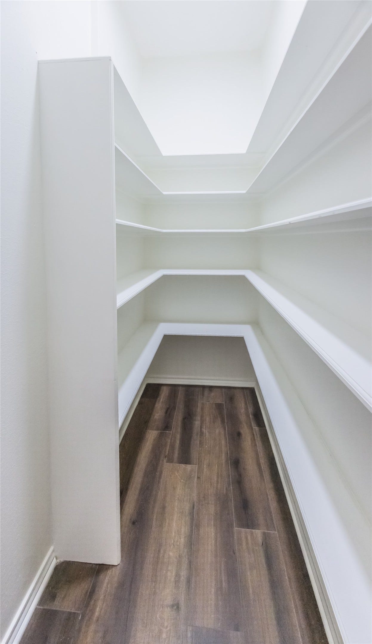 3230 Lake Island Drive, Montgomery, TX 77356 Pantry