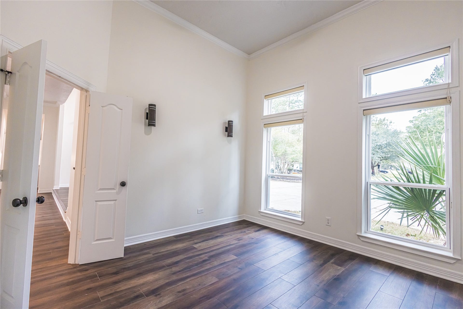 3230 Lake Island Drive, Montgomery, TX 77356 Private Office right around the main entrance and down the hall from primary suite
