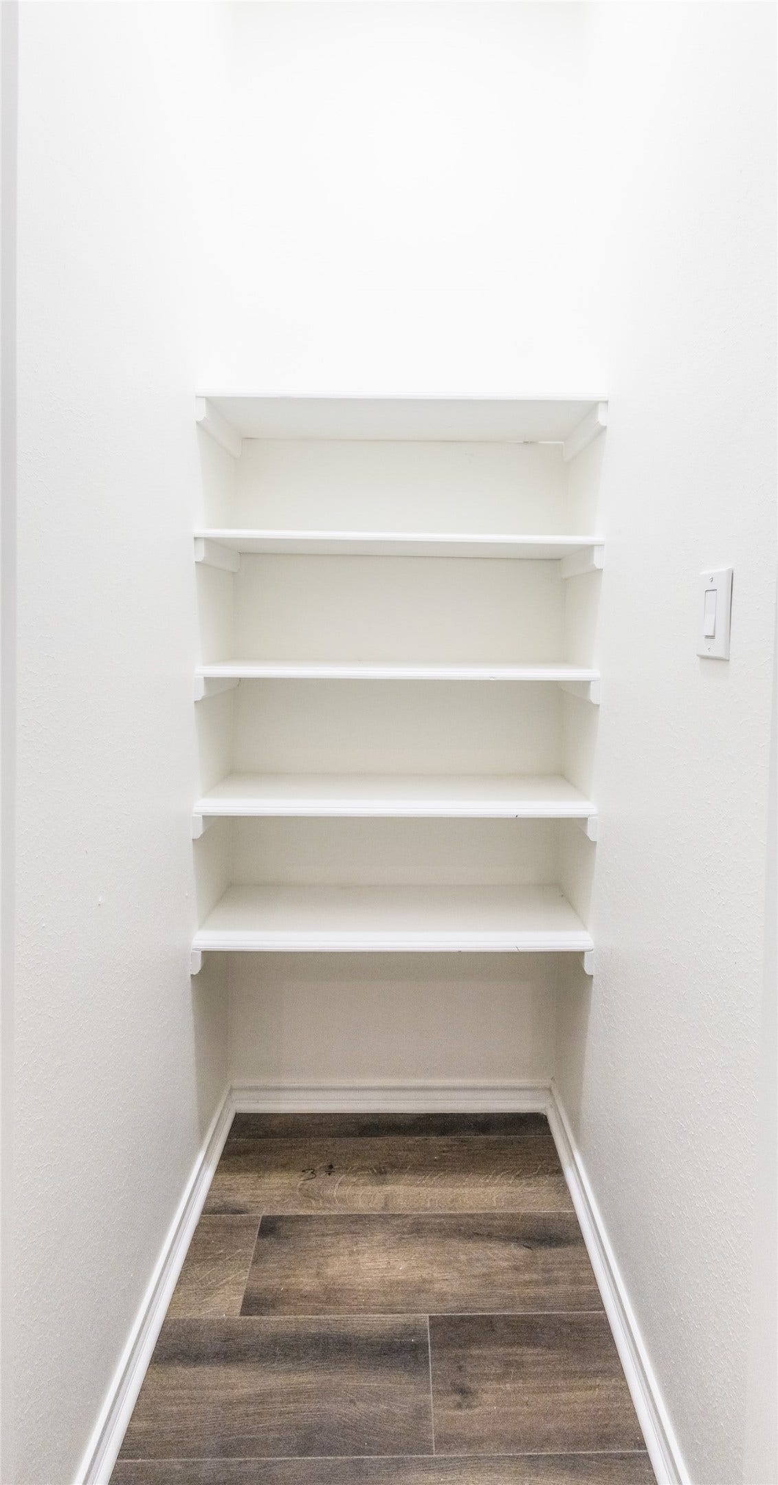 3230 Lake Island Drive, Montgomery, TX 77356 Lots of storage