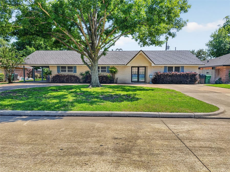 Property photo for 9023 Springview Lane, Houston, TX