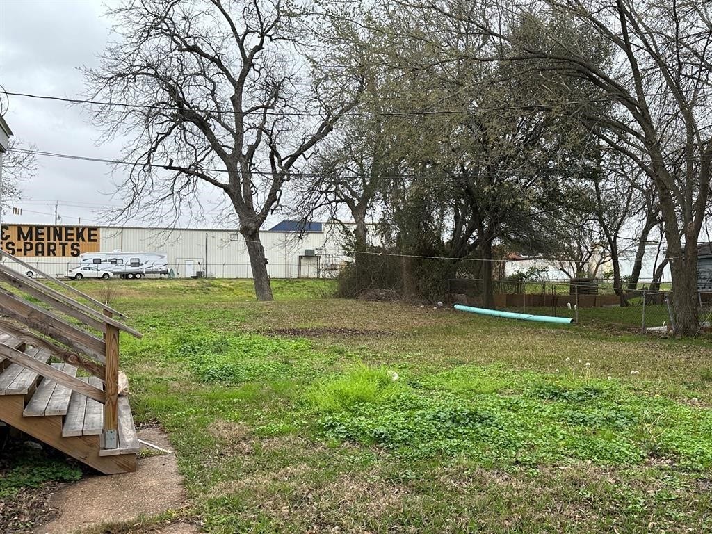 906 Eagle Avenue, #B, Pasadena, TX 77506