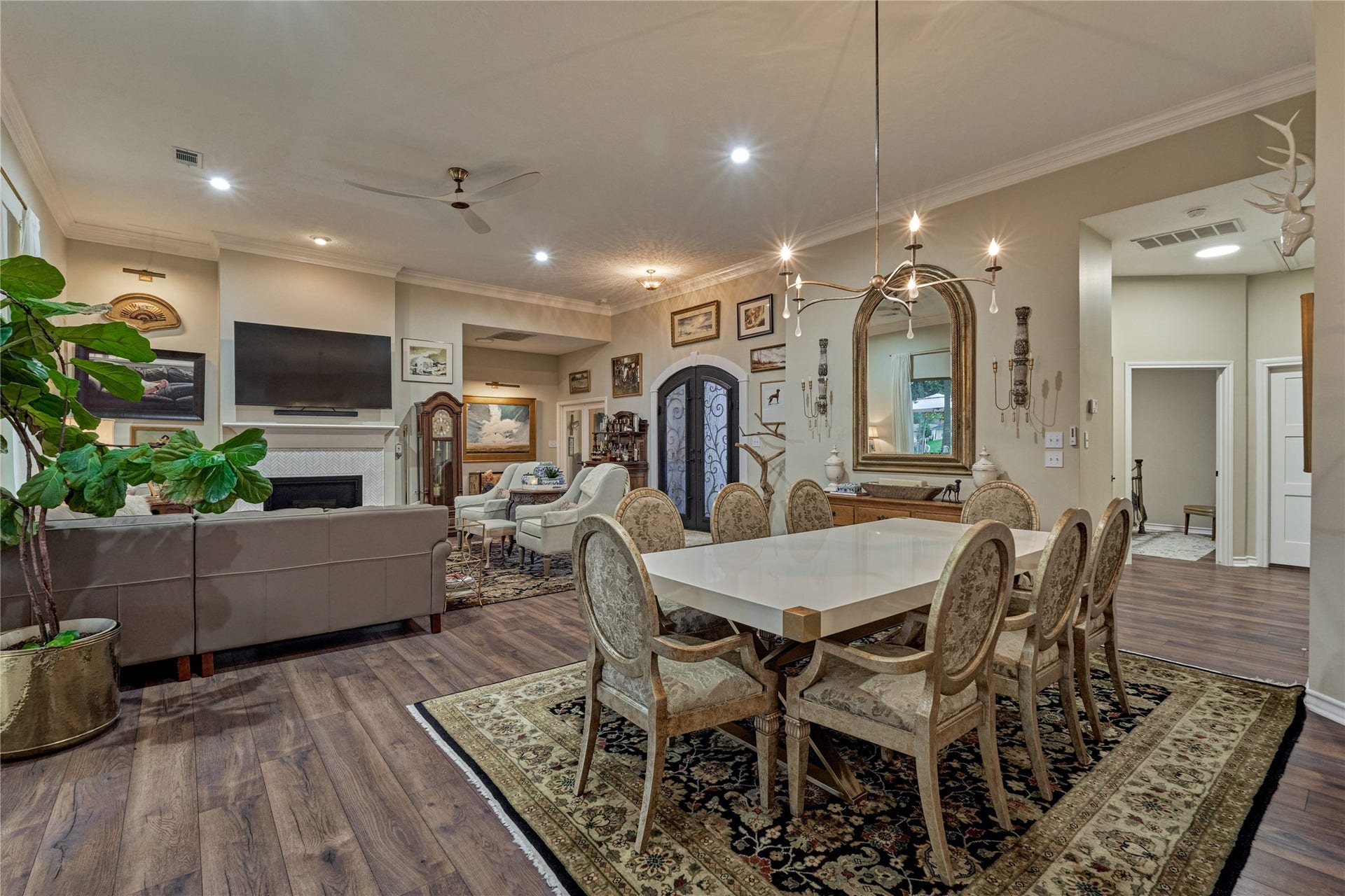 132 Somerton Drive, Montgomery, TX 77356 132 Somerton Drive, Montgomery, TX 77356