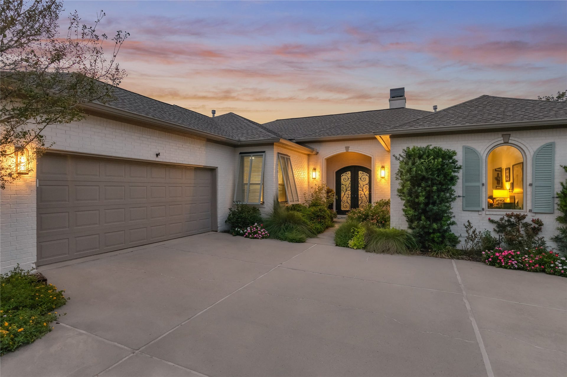 132 Somerton Drive, Montgomery, TX 77356 132 Somerton Drive, Montgomery, TX 77356